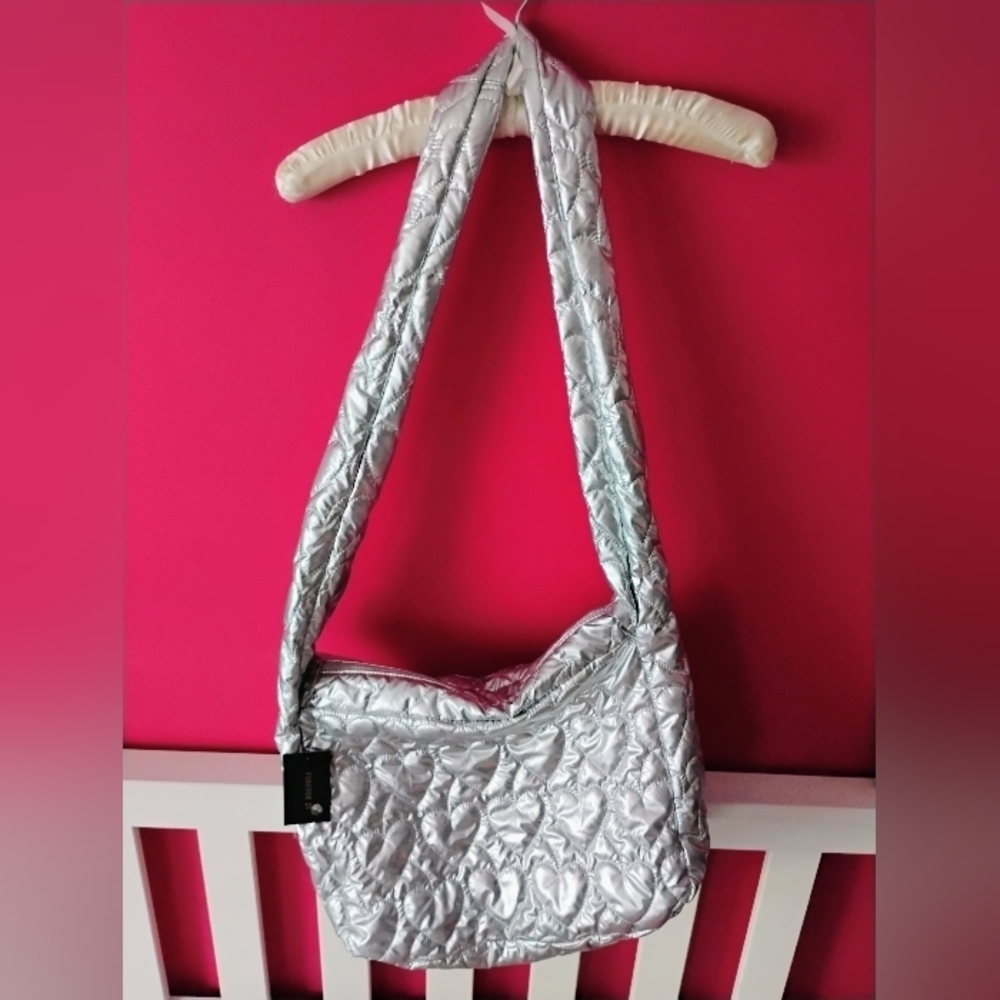 Quilted Hearts Metallic Silver Tote Bag/ Shoulder Bag • Forever21 • Brand New
